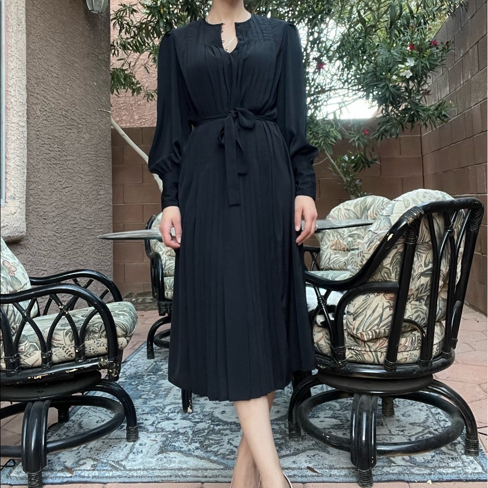 Vintage  Michel Laurent pleated dress size 9/10